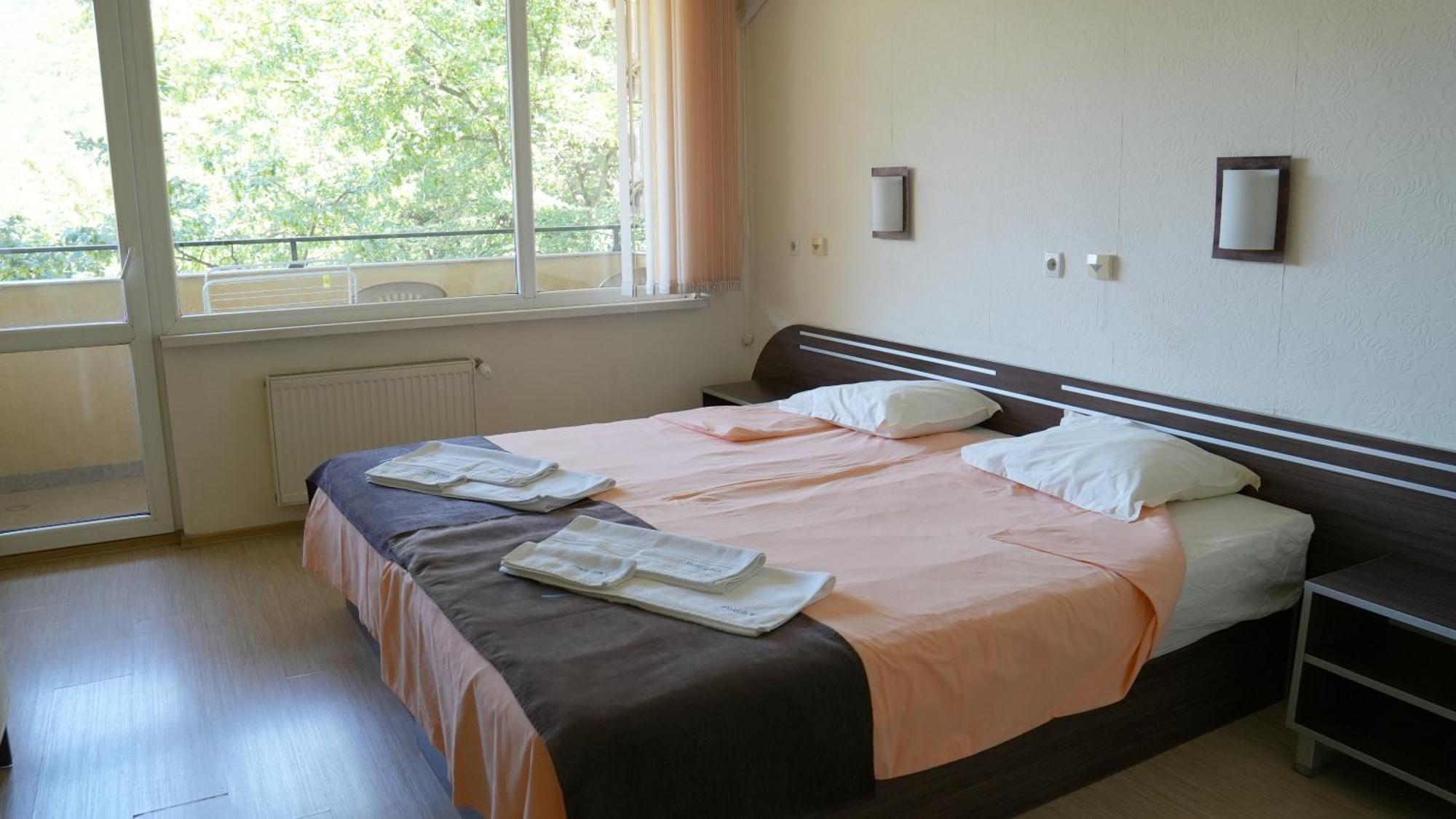 Hotel Balneo Comlex Medica Narechen Narechenski Bani Exterior foto