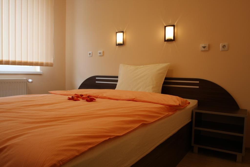 Hotel Balneo Comlex Medica Narechen Narechenski Bani Habitación foto
