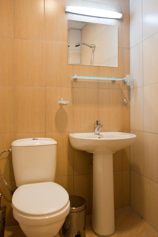 Hotel Balneo Comlex Medica Narechen Narechenski Bani Habitación foto